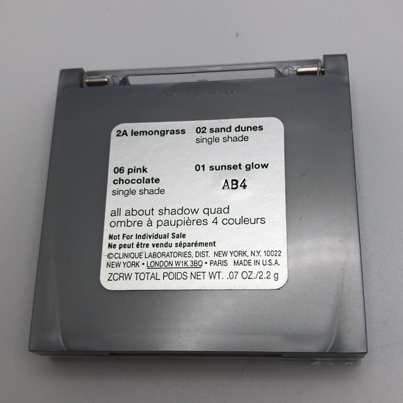 Clinique Blush Powder, shadow quad, L’ORÉAL Mascara - Picture 6 of 7